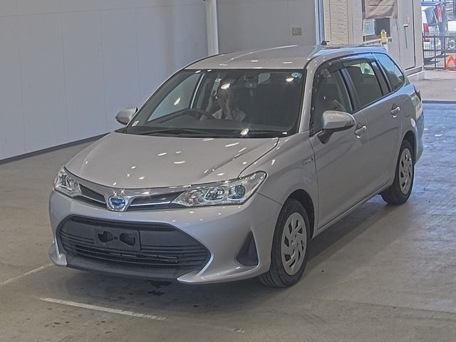 1784 TOYOTA COROLLA FIELDER NKE165G 2018 г. (ARAI Oyama)